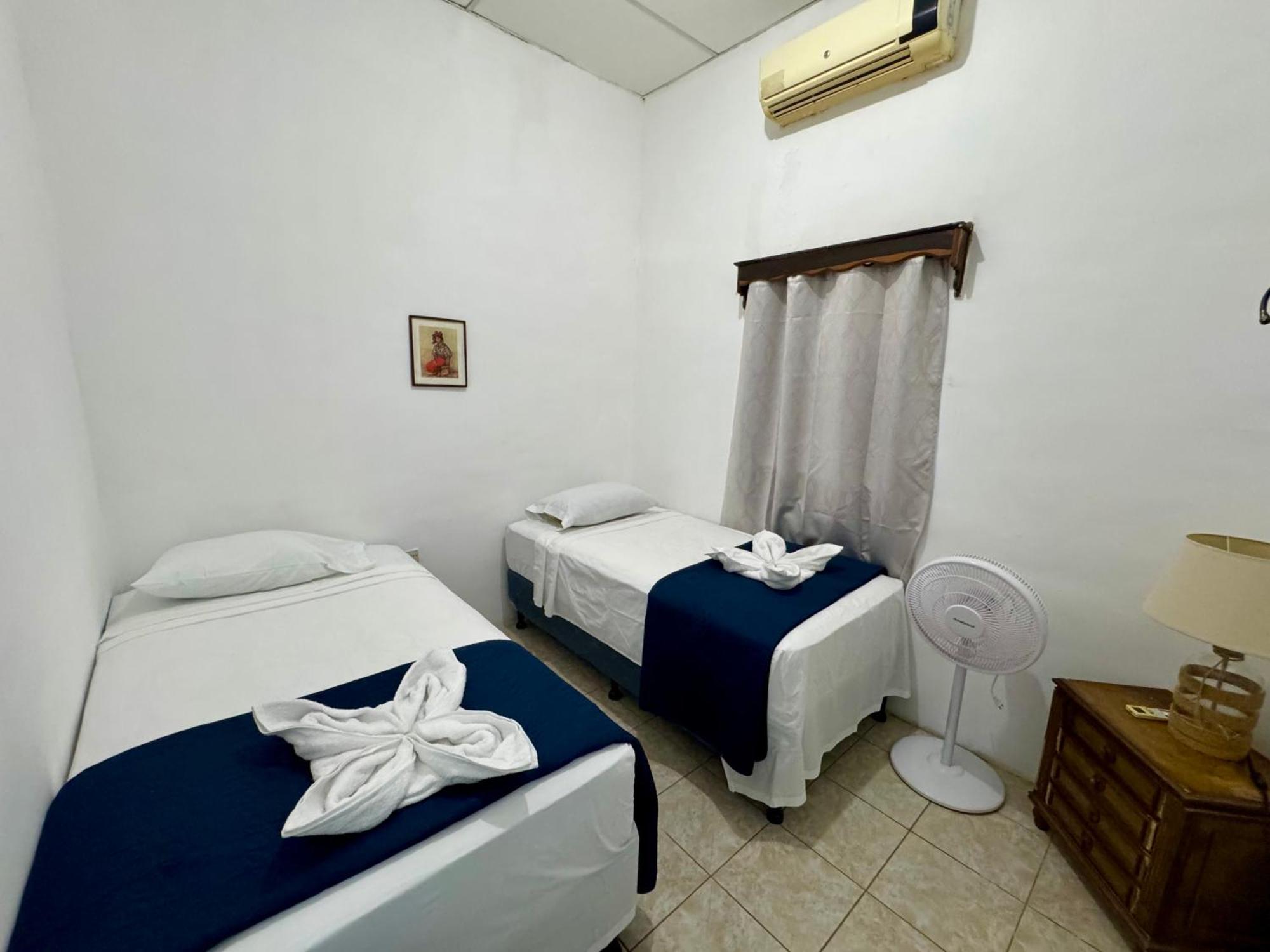 Hostal Inn 1 Flores Exteriér fotografie